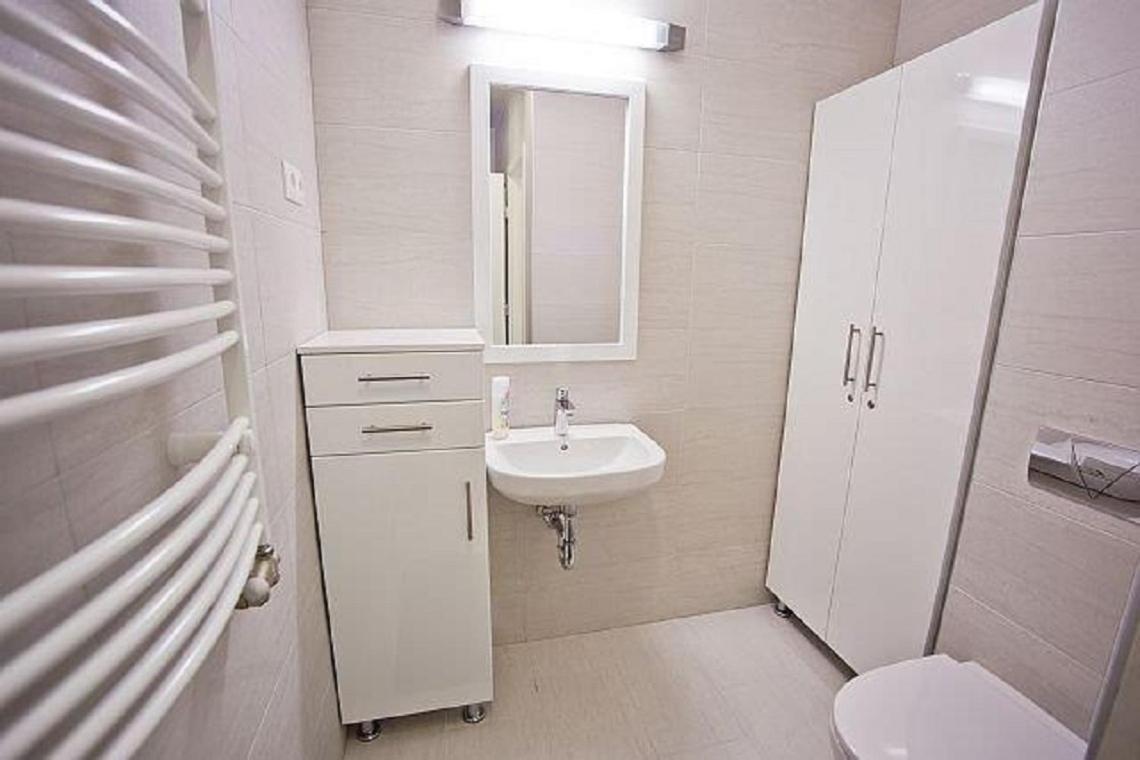 Azur Haz Viola Apartman Sárvár Dış mekan fotoğraf